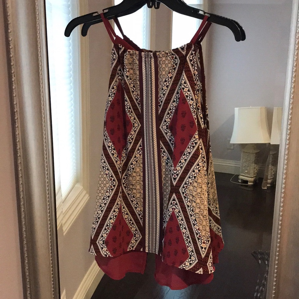 Mine Sleeveless Buttoned Back Blouse Burgundy Size X-Large NWOT